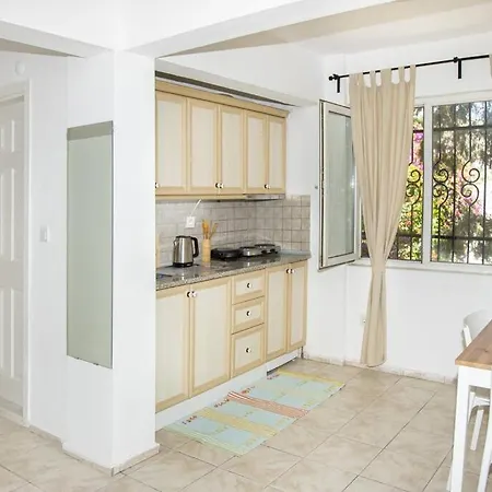 1br Central House Near Shore * Bodrum