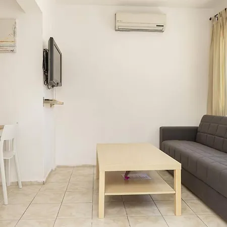 1br Central House Near Shore Apartament